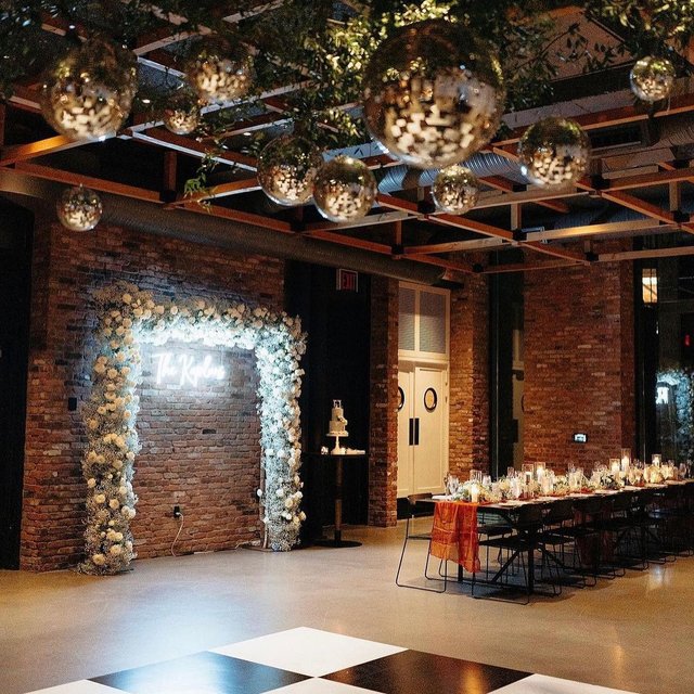 Disco dance floor of our dreams. 
c/o @novaeventsinc